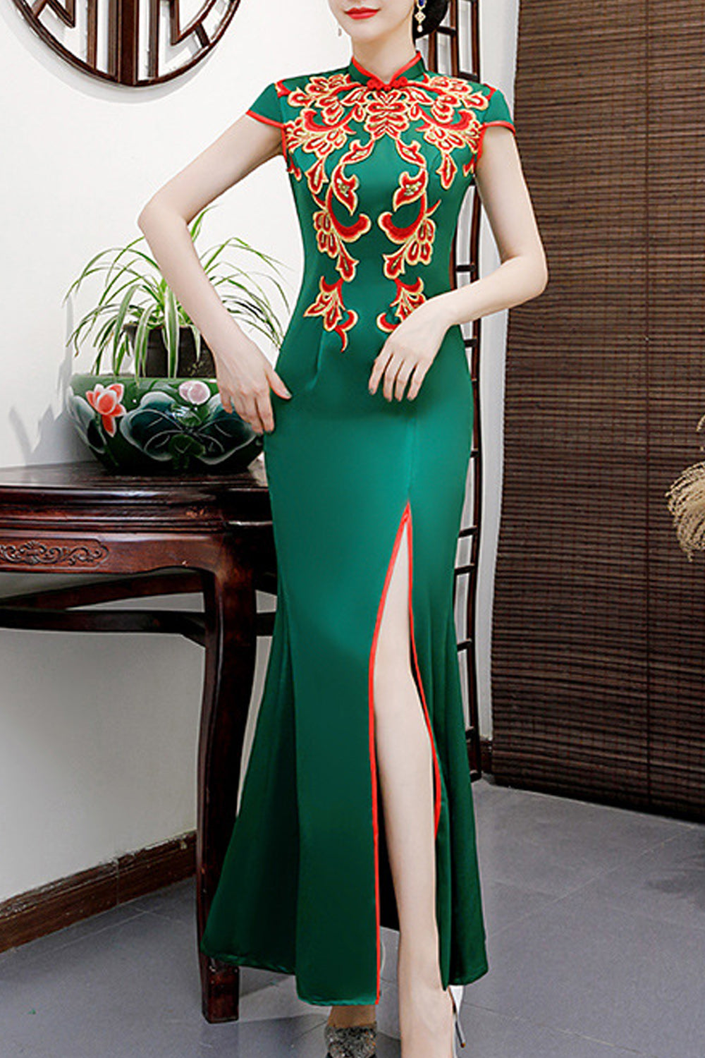 Women Slit Hem Trendy Stand Collar Embroidered Style Evening Dress