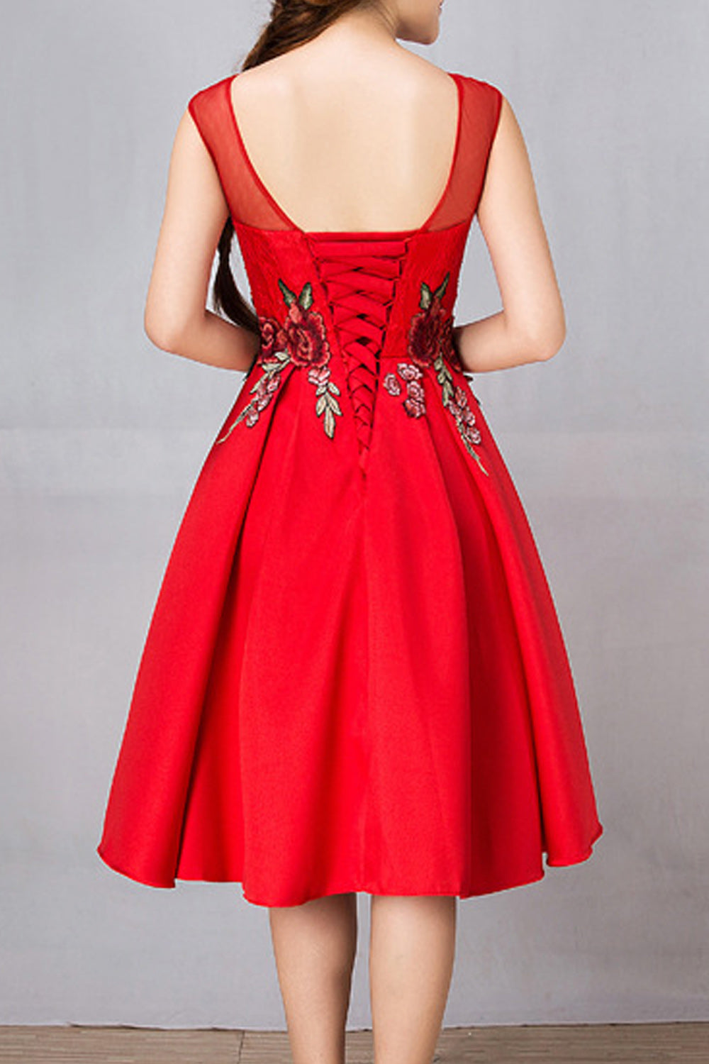 Women Pretty Flower Embroidered Solid Colored Round Neck Party Dress