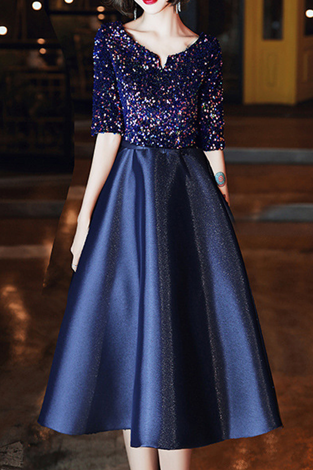 Women Smooth Short Skirt Half Sleeve Shiny Sequins Party Dress