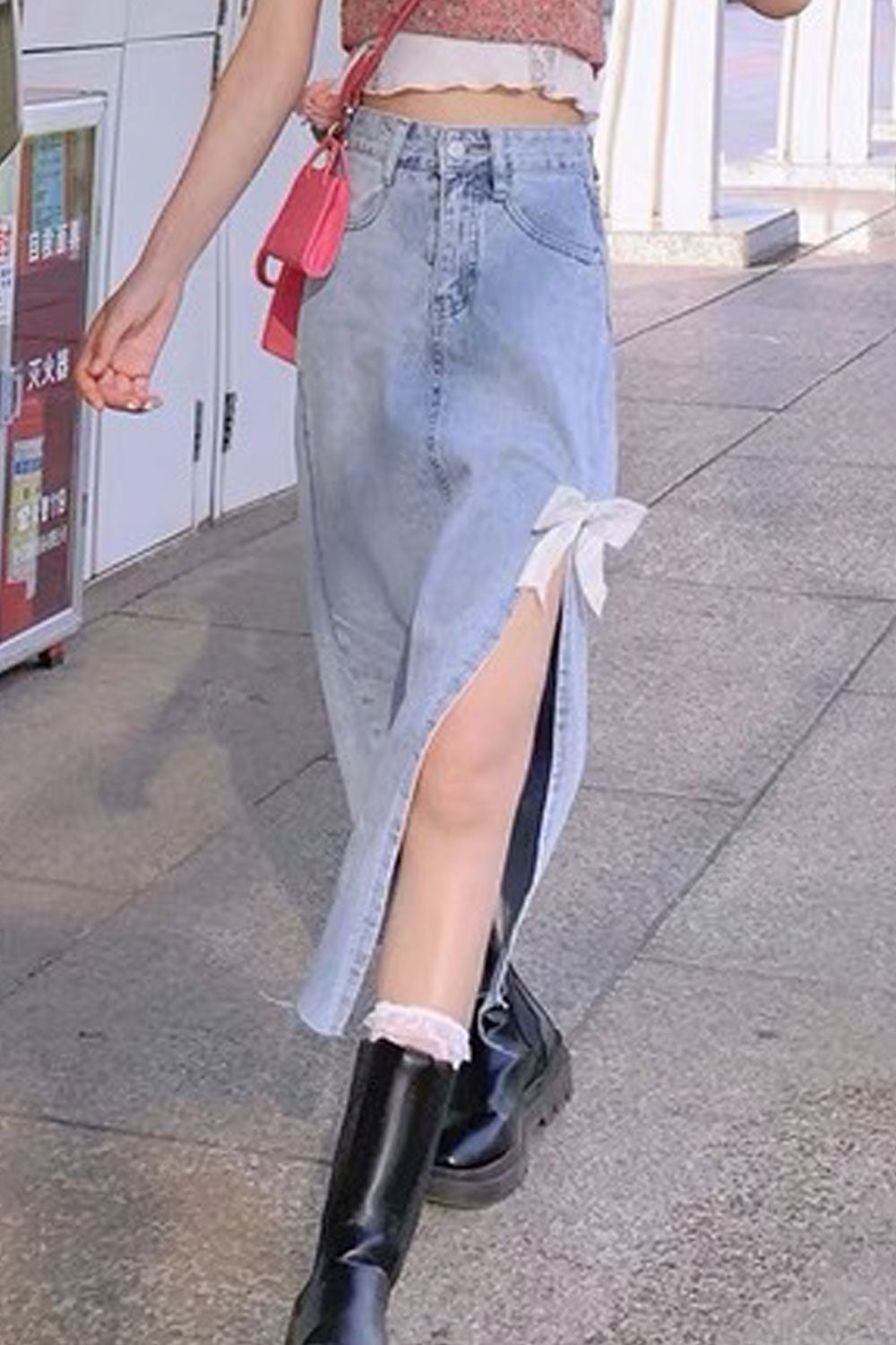 Women A-Line Restful & Comfortable Slit Styled High Waist Mid-Length Short Denim Skirt
