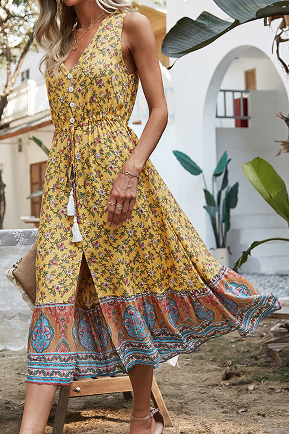 Women Slit Styled Mid-Length Summer Sleeveless V-Neck Tremendous Floral Pattern Party Dress