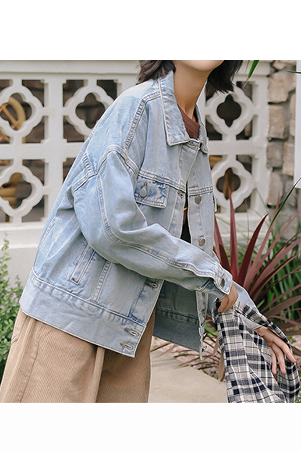 Women Lovely Collar Neck Long Sleeve Superb Denim Jacket