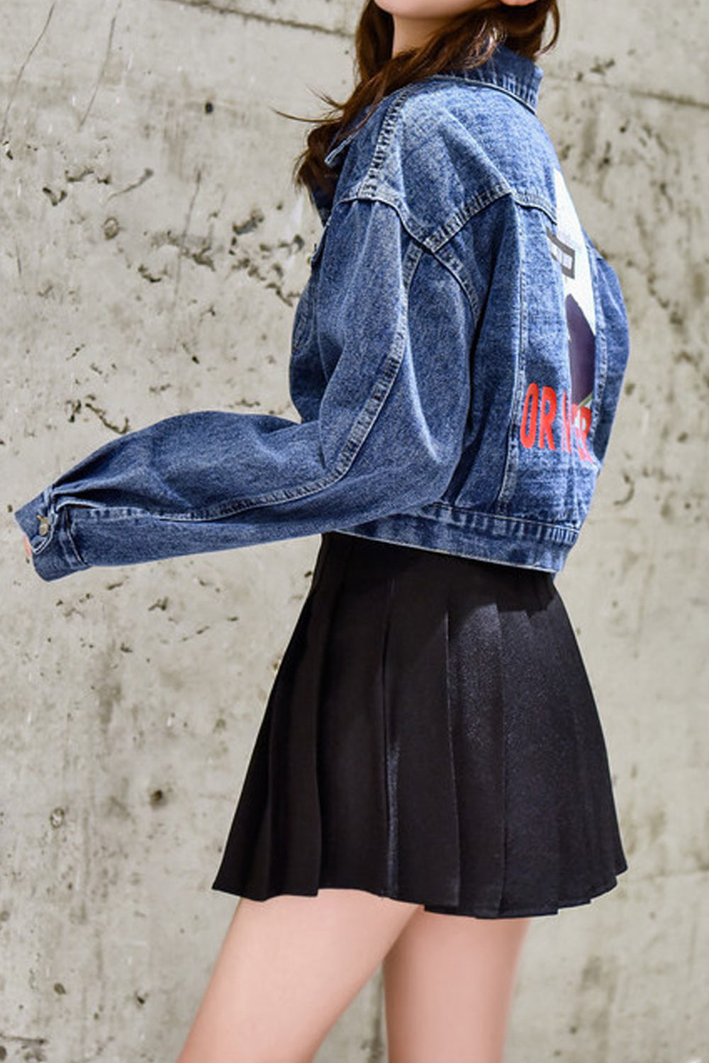 Women Lovely Printed Pattern Trendy Short Length Denim Jacket