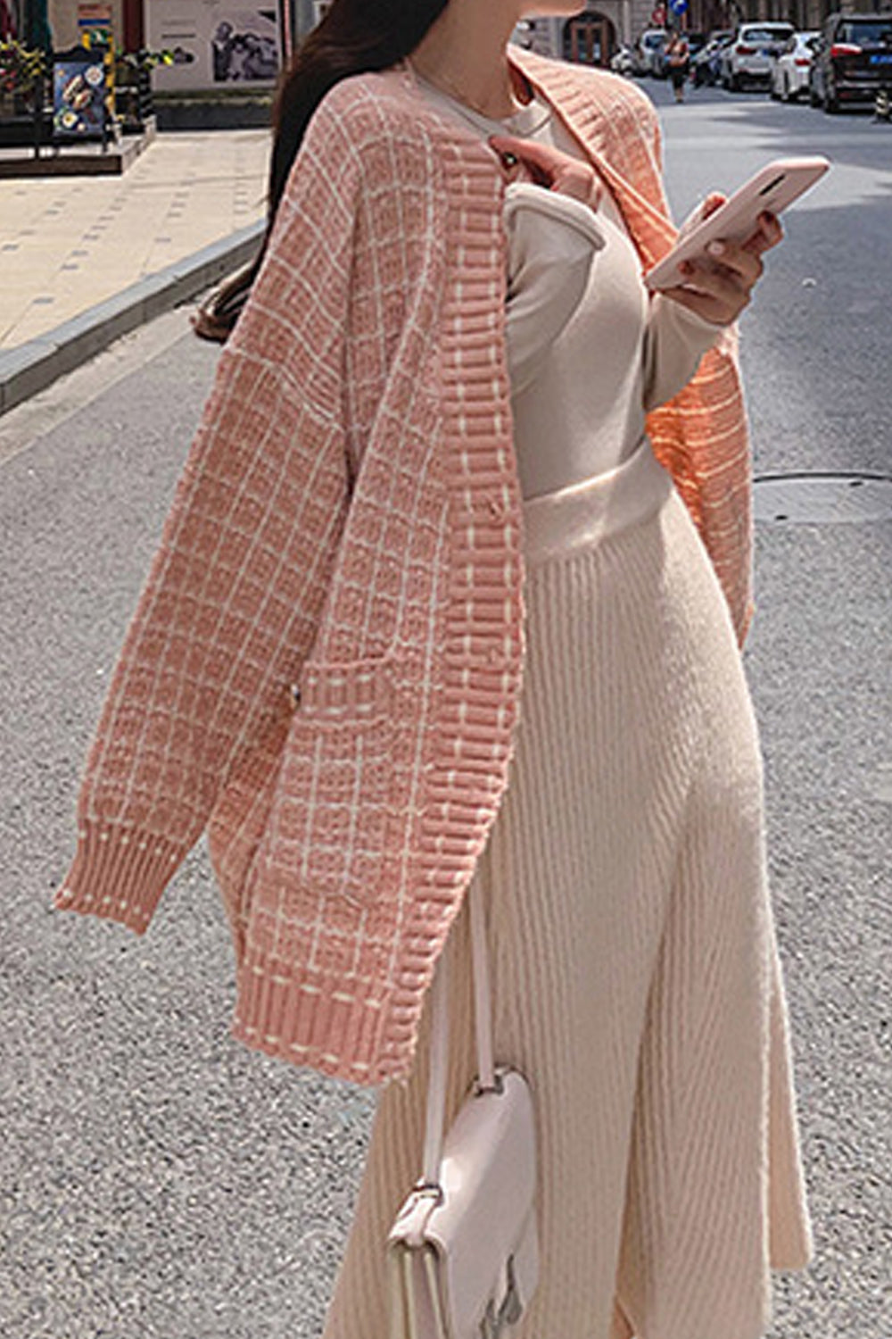 Women Elegent Plaid Pattern Windbreaker Long Sleeve Useful Flap Pockets Button Closure Cardigan