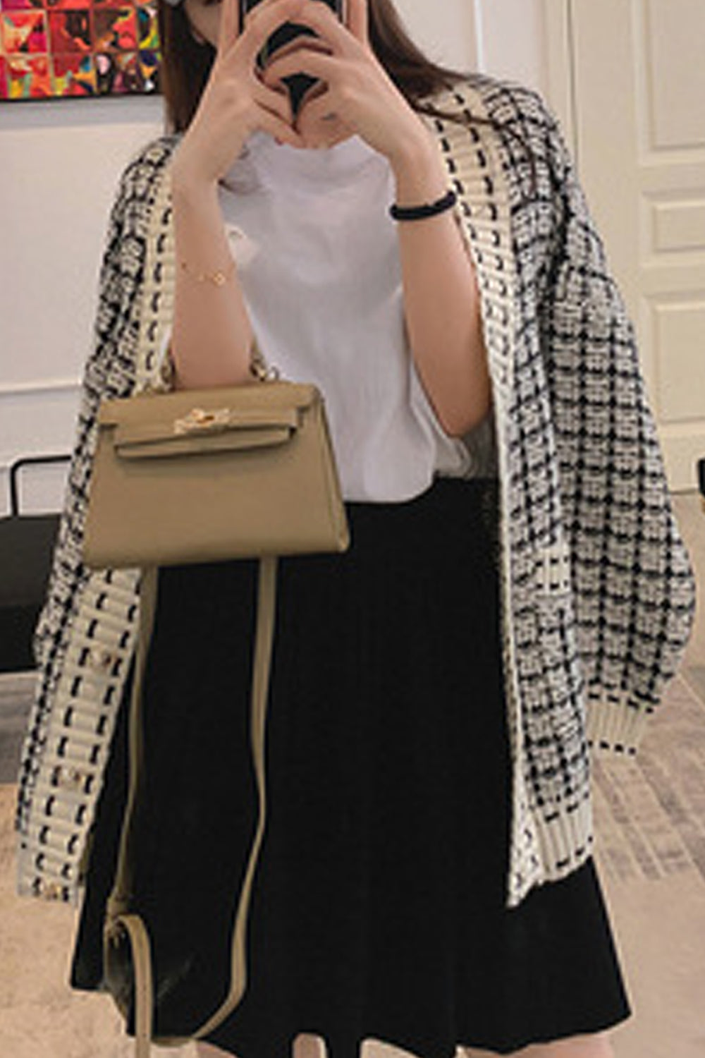 Women Elegent Plaid Pattern Windbreaker Long Sleeve Useful Flap Pockets Button Closure Cardigan