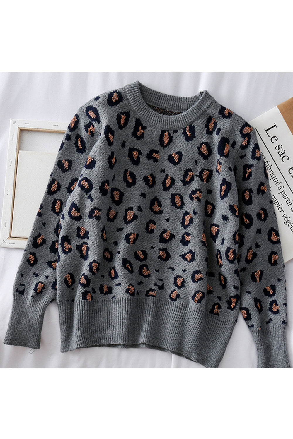 Women Thick & Comfortable Long Sleeve Restful Round Neck Elegent Leopard Pattern Pullover Sweater