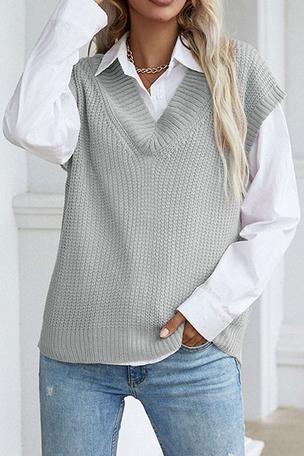 Women Awesome Solid Colored V-Neck Thick & Warm Pullover Winter Sleeveless Sweater