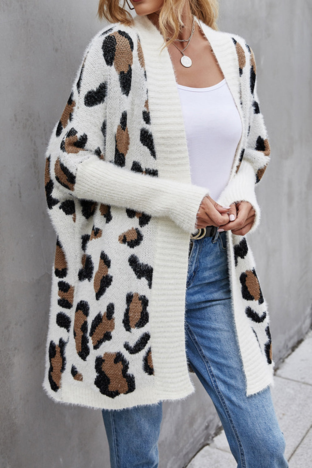 Women Comfortable & Knitted Long Sleeve Elegent Leopard Pattern Winter Mid-Length Cardigan