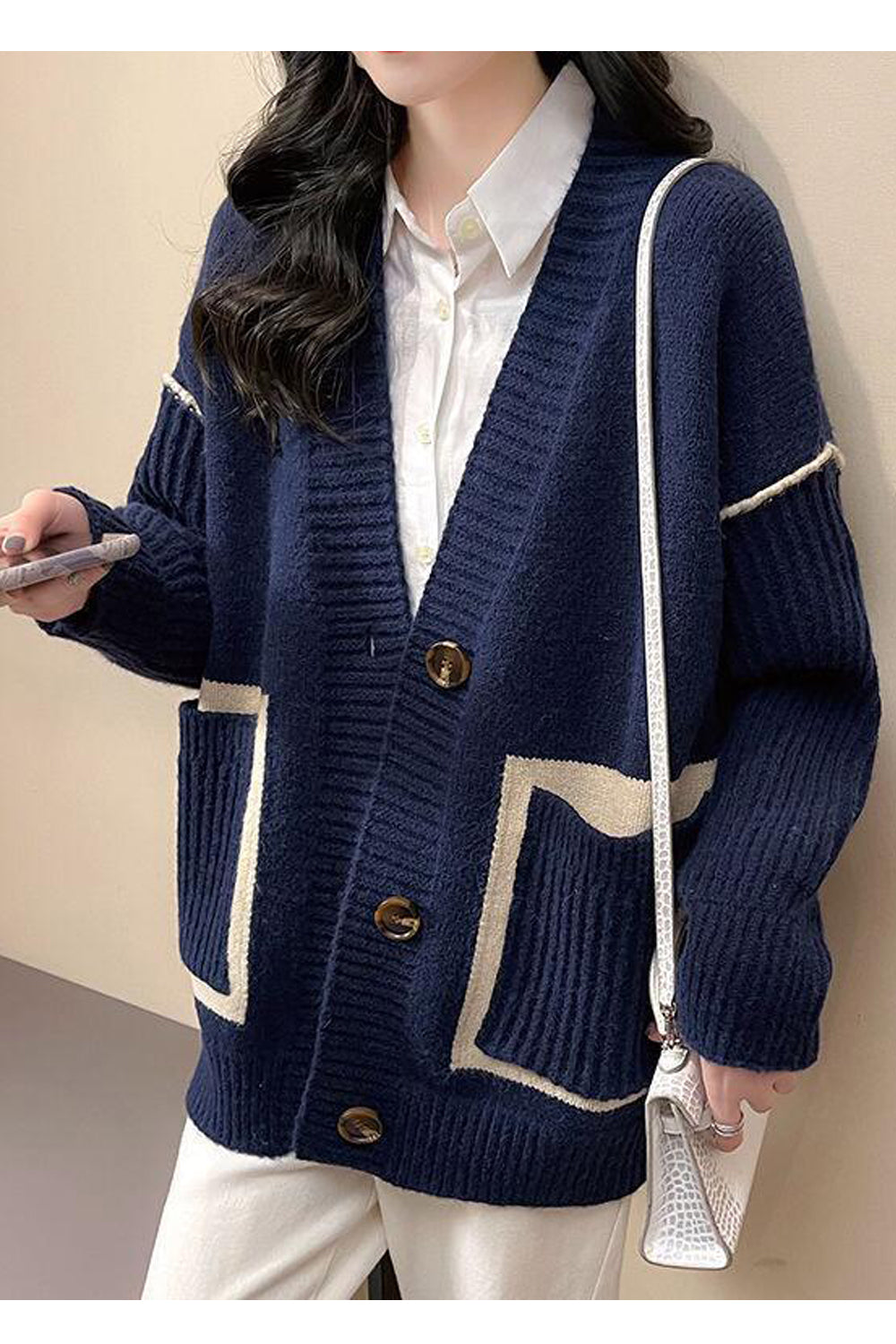 Women Restful & Warm Long Sleeve Deep V-Neck Trendy Solid Colored Flap Pockets Winter Cardigan