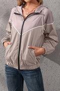 Women Trendy Solid Colored Elasticated Cuff Thick Hooded Neck Pockets Designed Casual Zipper Jacket
