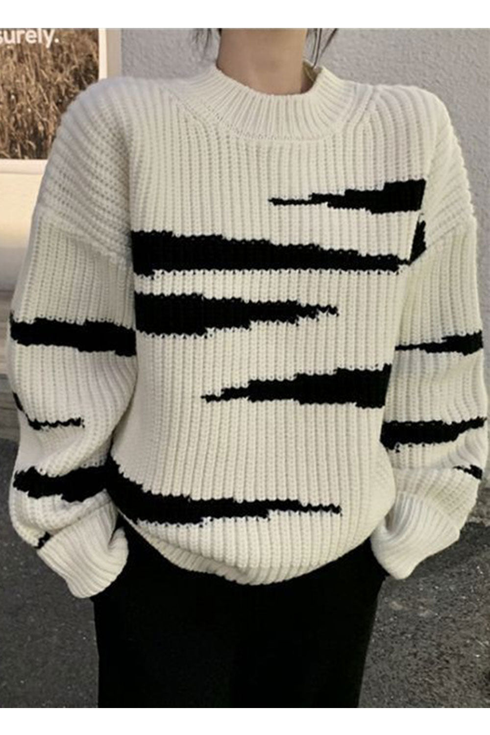 Women Thick & Warm Long Sleeve Trendy Striped Pattern Easy Round Neck Winter Casual Sweater