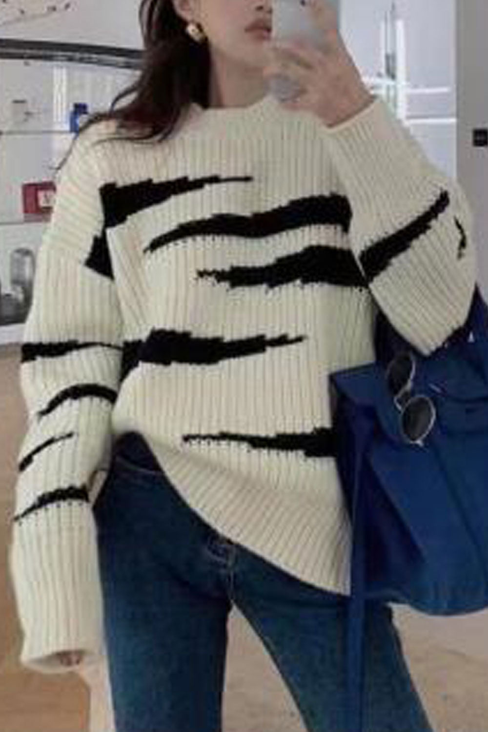 Women Thick & Warm Long Sleeve Trendy Striped Pattern Easy Round Neck Winter Casual Sweater