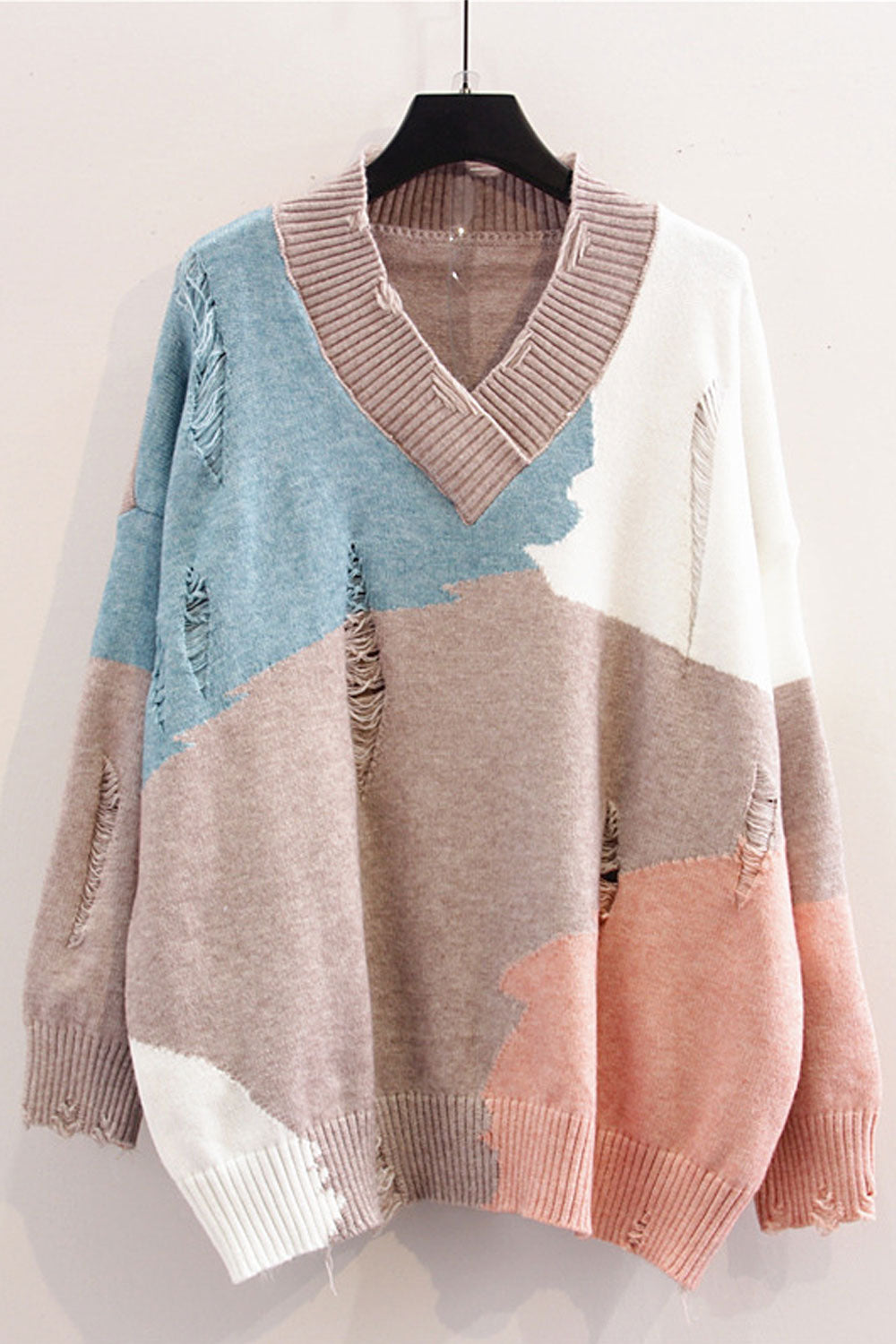 Women Elegent Printed Pattern V-Neck Warm Long Sleeve Ripped Styled Winter Pullover Sweater