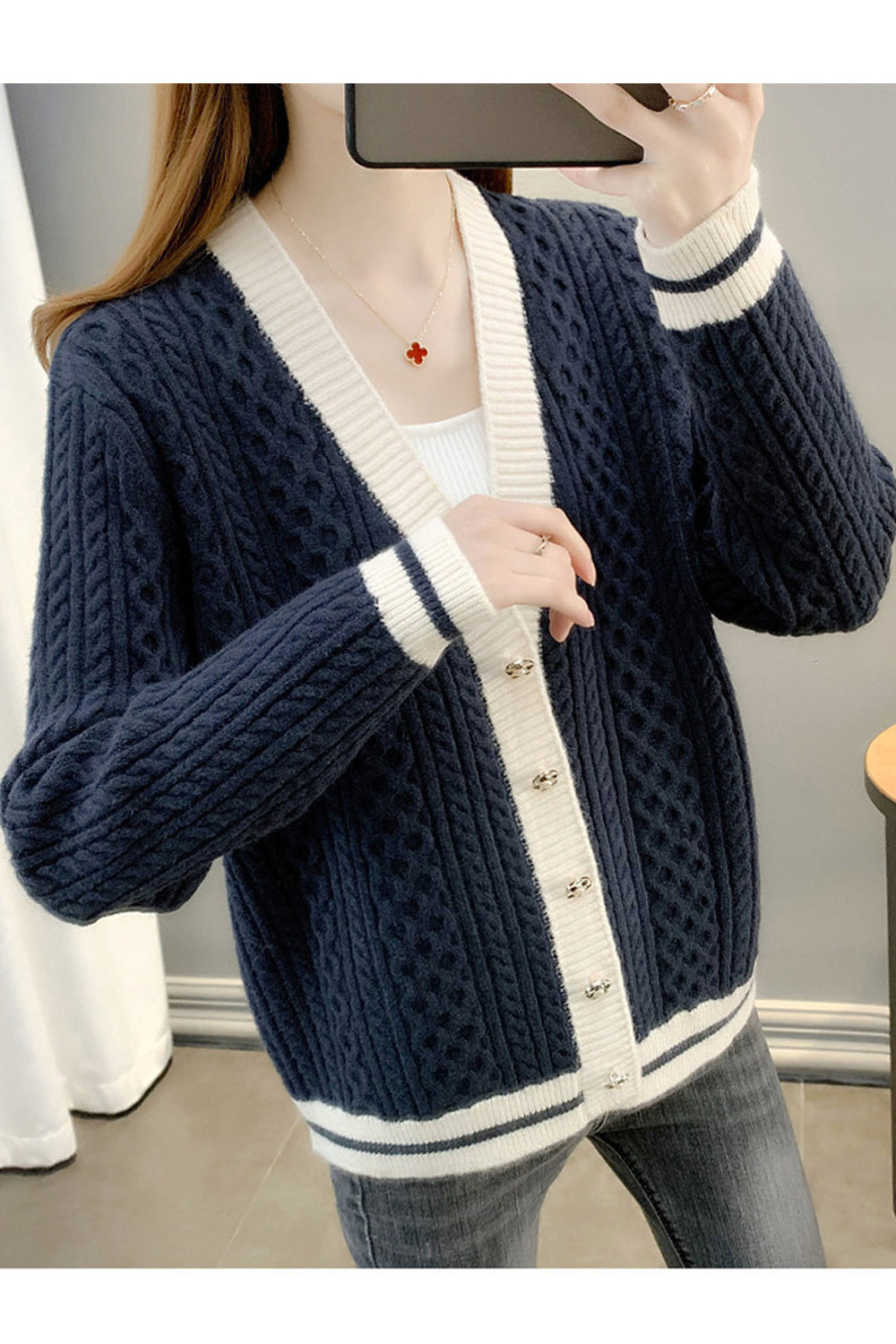 Women Restful V-Neck Knitted Styled Beautiful Button Closure Winter Warm Cardigan