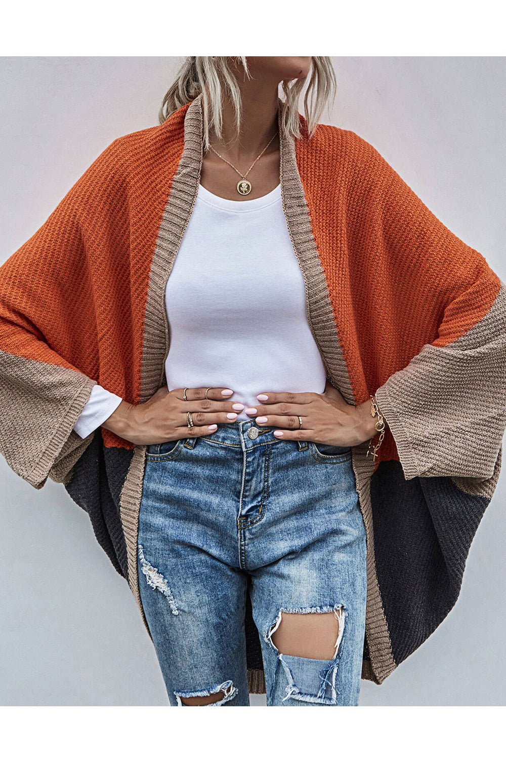 Women Commfortable Three Colors Loose Fit Quickly Wearable Knitted Warm Winter Cardigan