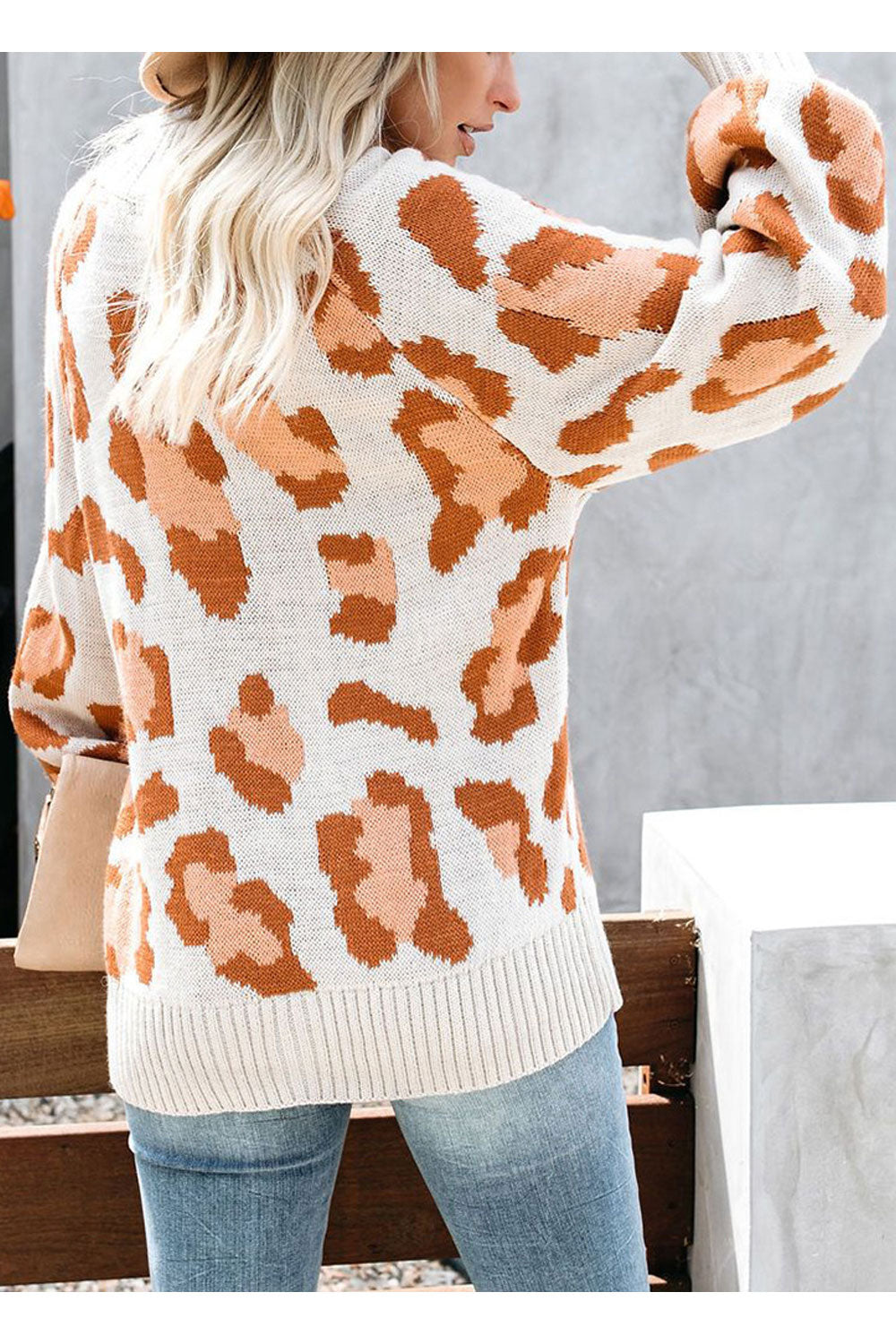 Women Loose Fit Leopard Printed Comfy Round Neck Pullover Winter Warm Sweater