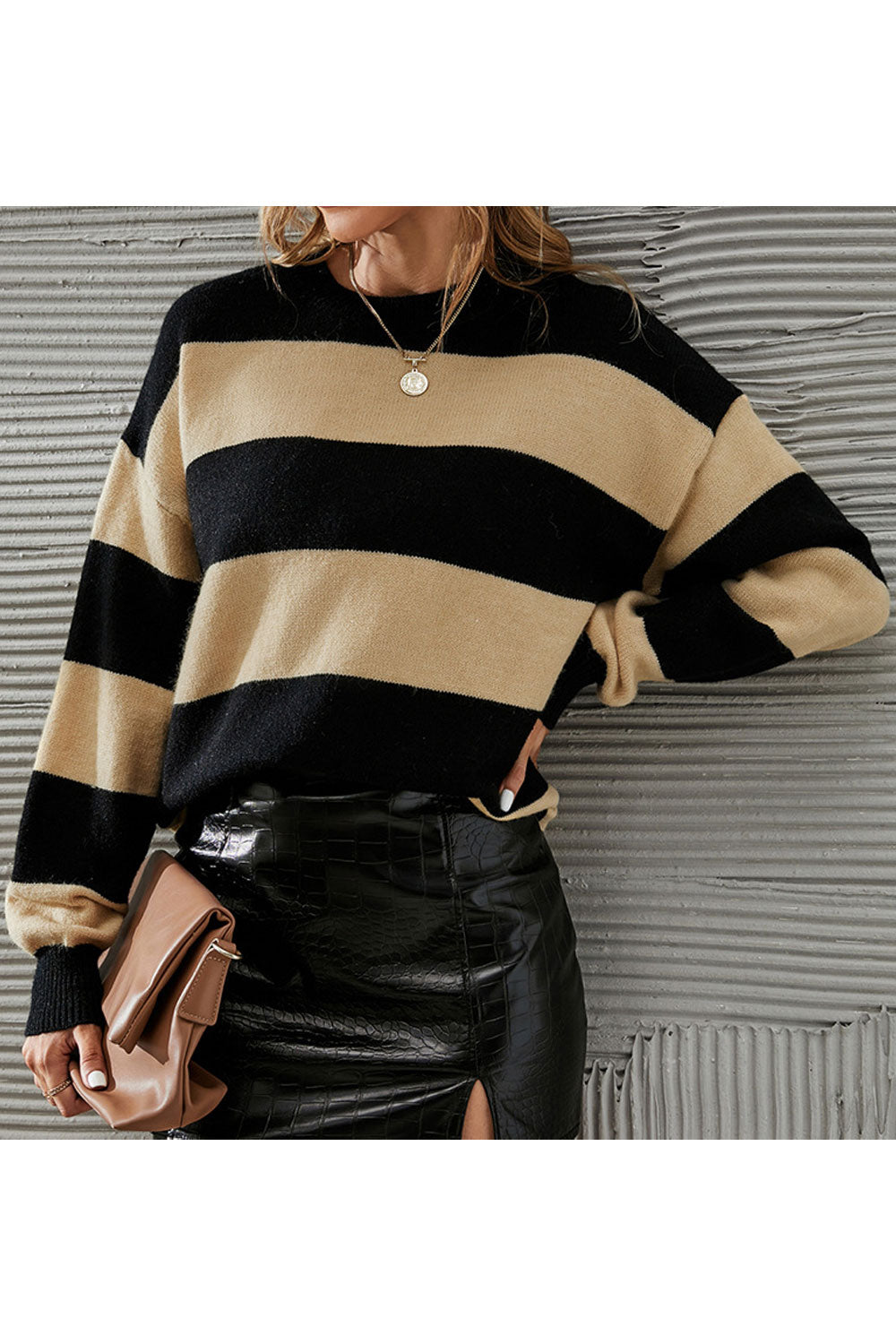 Women Superb Stripe Pattern Round Neck Cozy Long Sleeve Thin Knitted Winter Sweater