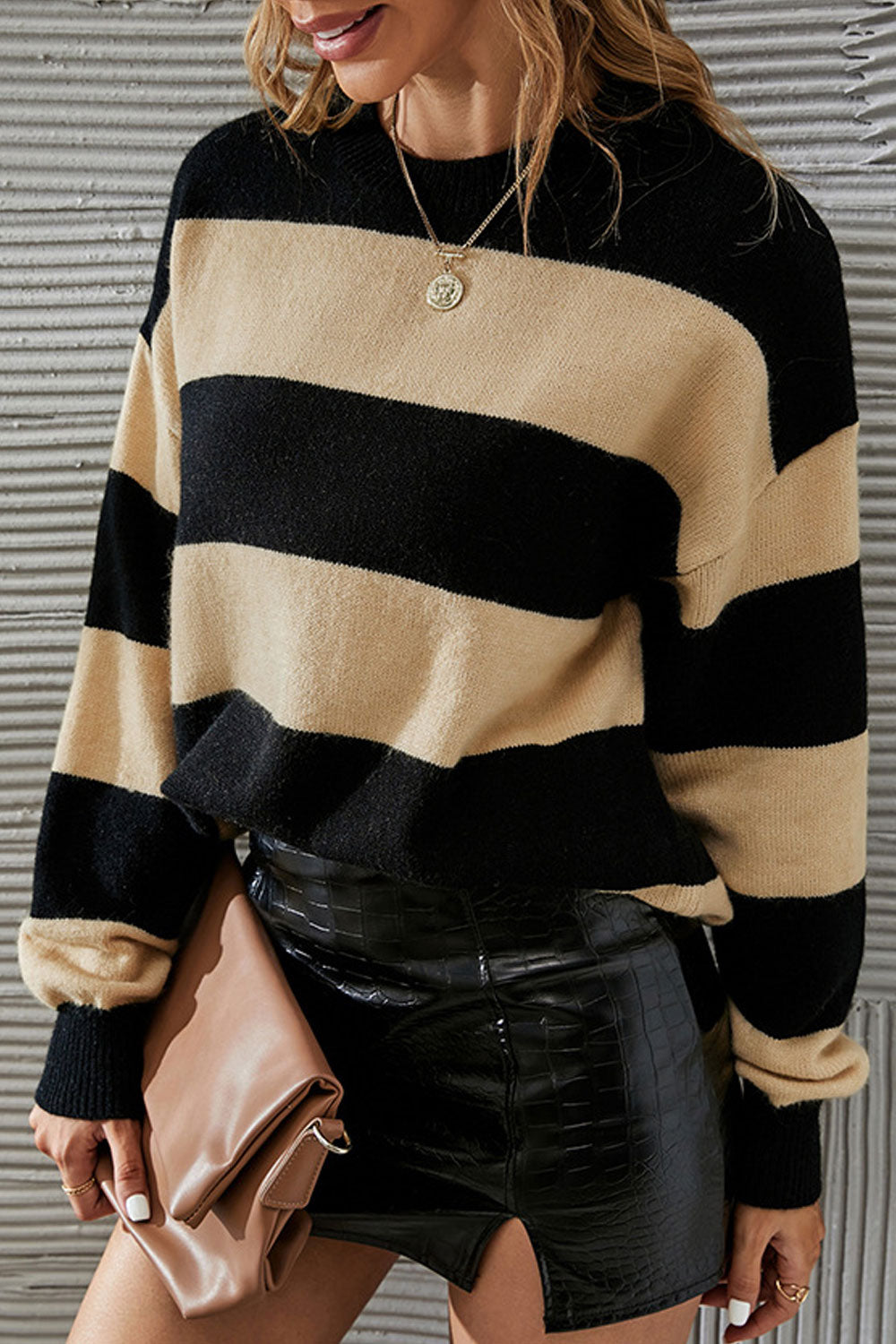 Women Superb Stripe Pattern Round Neck Cozy Long Sleeve Thin Knitted Winter Sweater