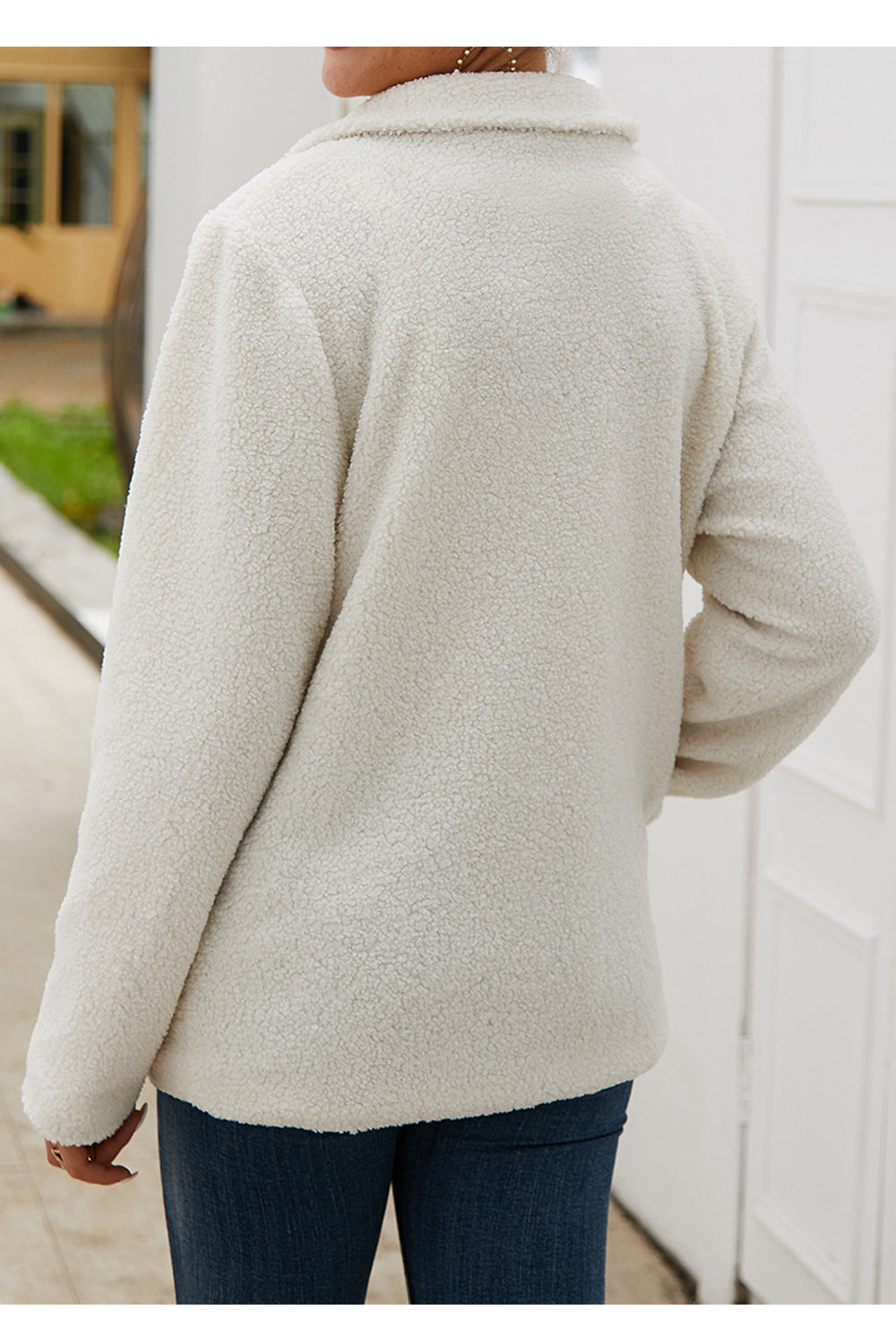 Women Excellent Zipper Closure Collar Neck Knitted Styled Winter Cardigan