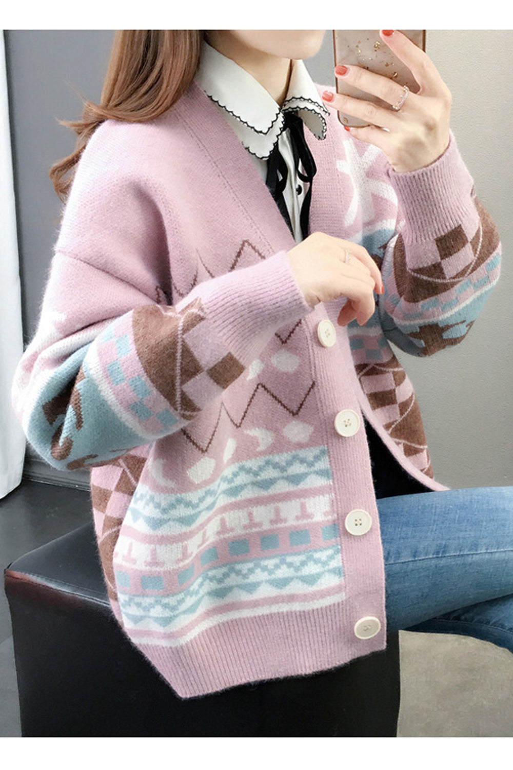 Women Superb Front Buttons Closure Loose Fit Printed Pattern Marvelous Warm Winter Cardigan