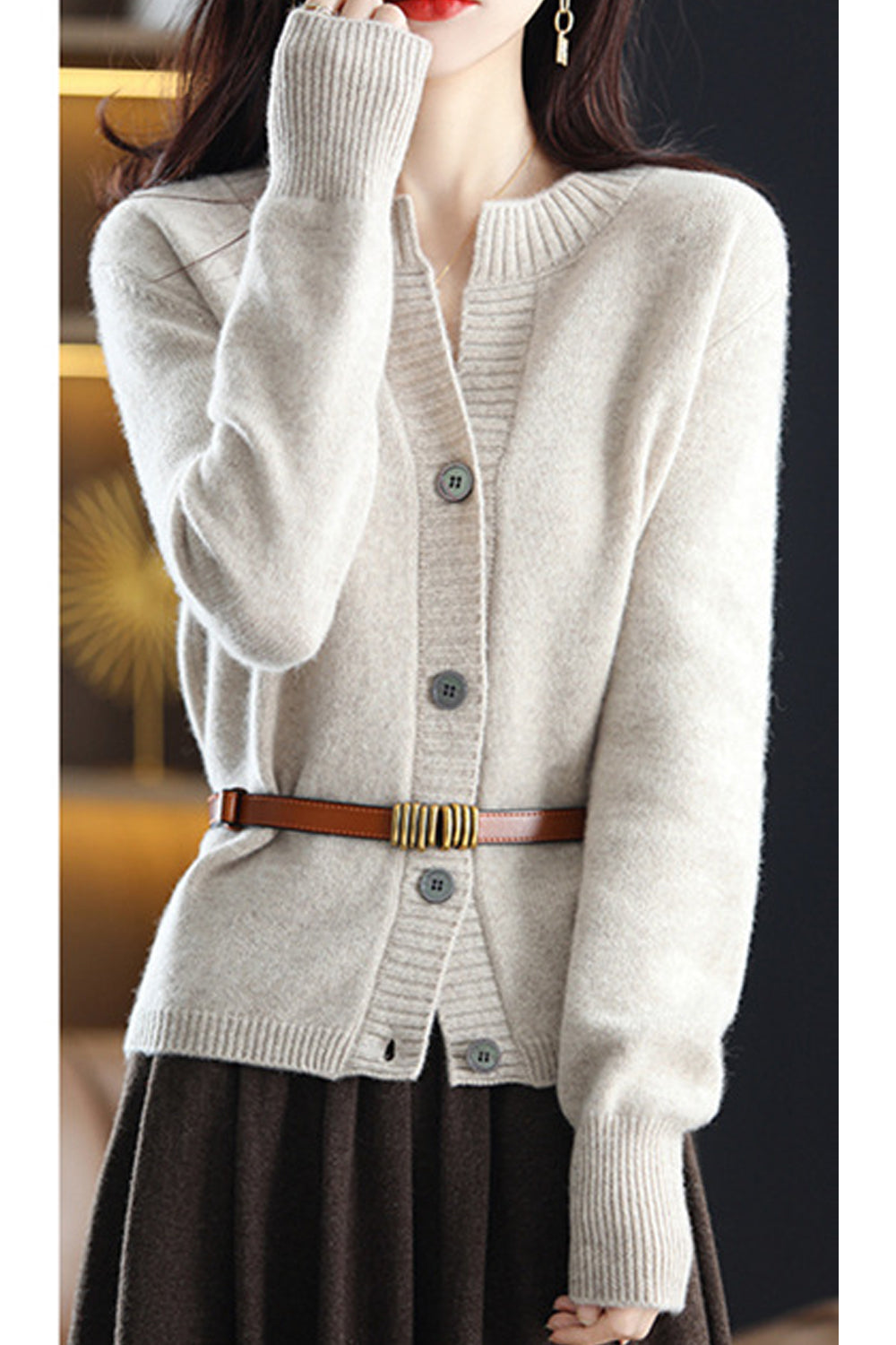 Women Cozy Button Closure Round Neck Solid Pattern Restful Long Sleeve Warm Winter Cardigan