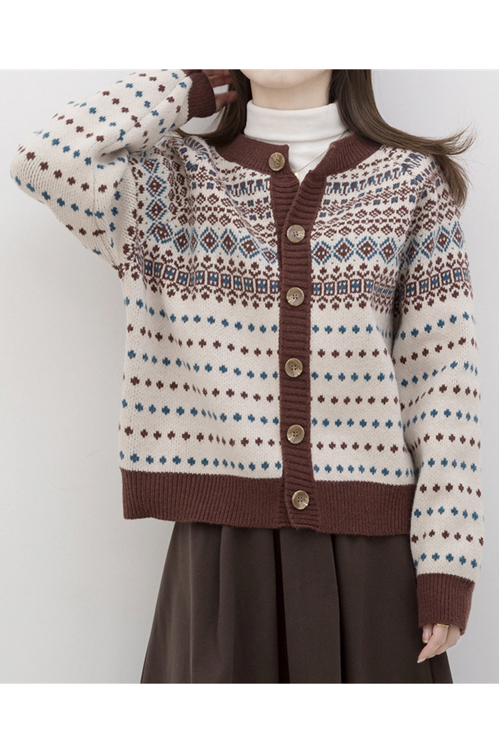 Women Elegant Round Neck Printed Pattern Button Closure Easy Fit Warm Winter Cardigan