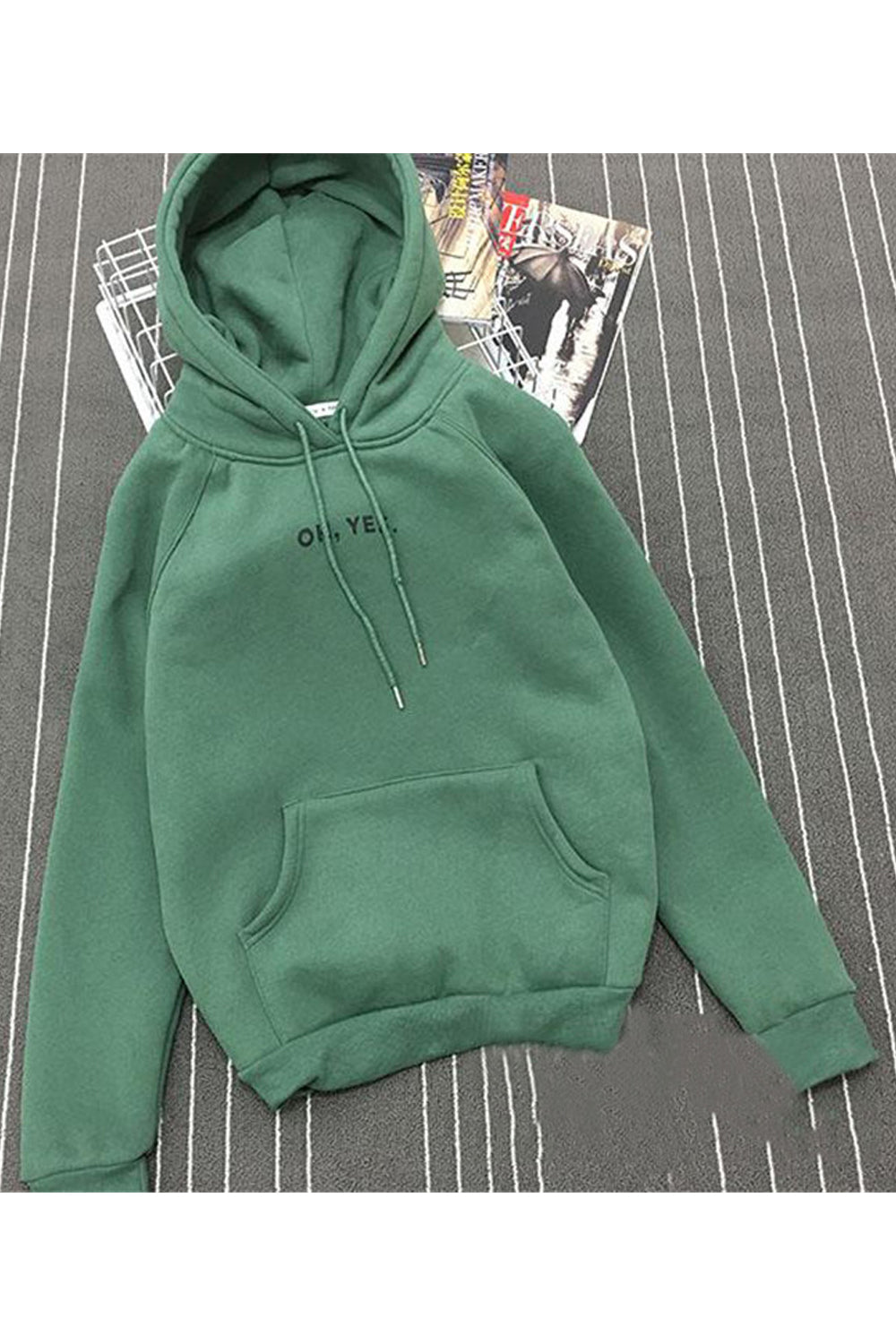 Women Relaible Drawstring Closure Long Sleeve Fine Kangaroo Pockets Loose Winter Hoodie