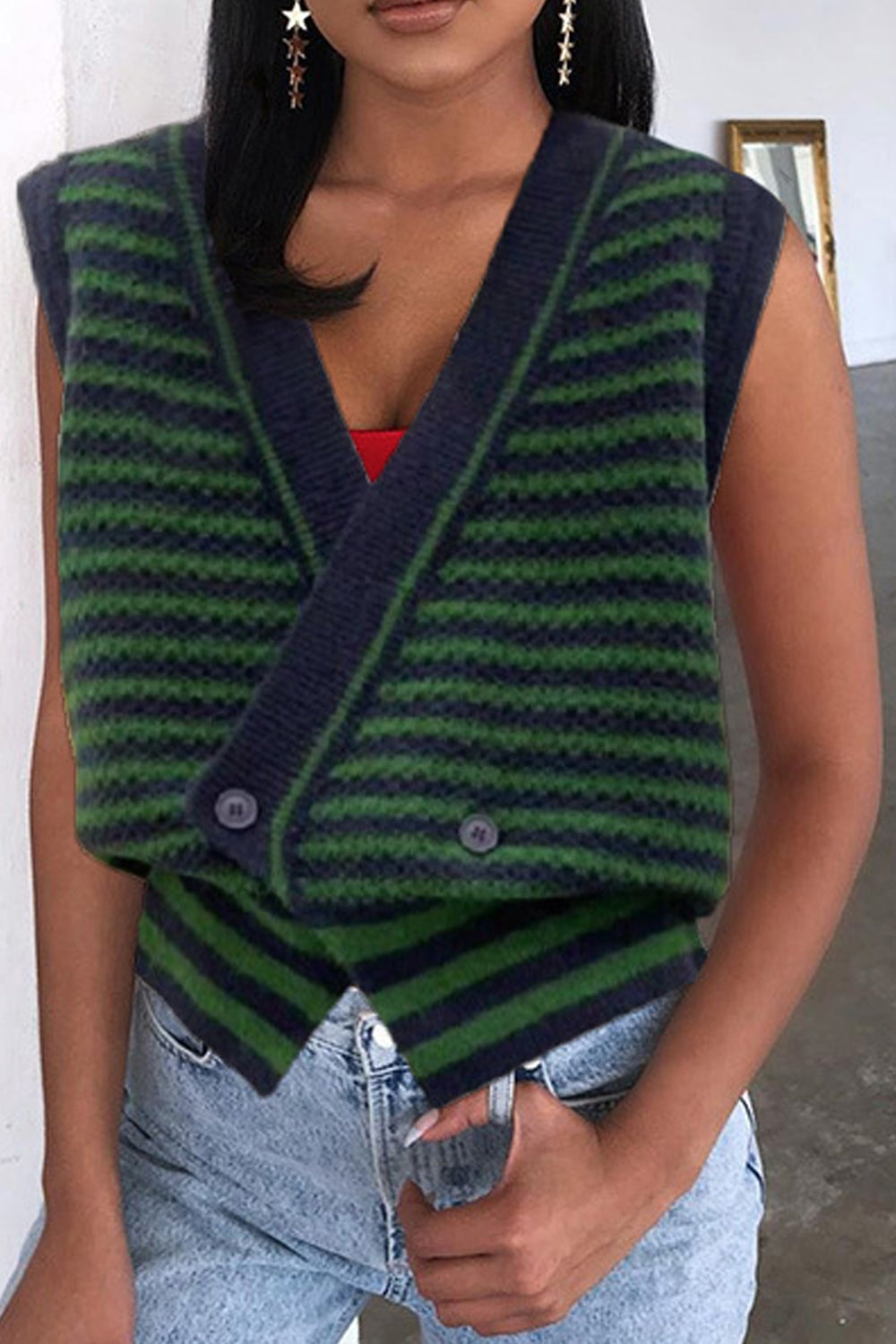 Women Fascinating Stripe Pattern Cross Button Closure Loose Fit Ribbed Cuff Knitted Warm Cardigan