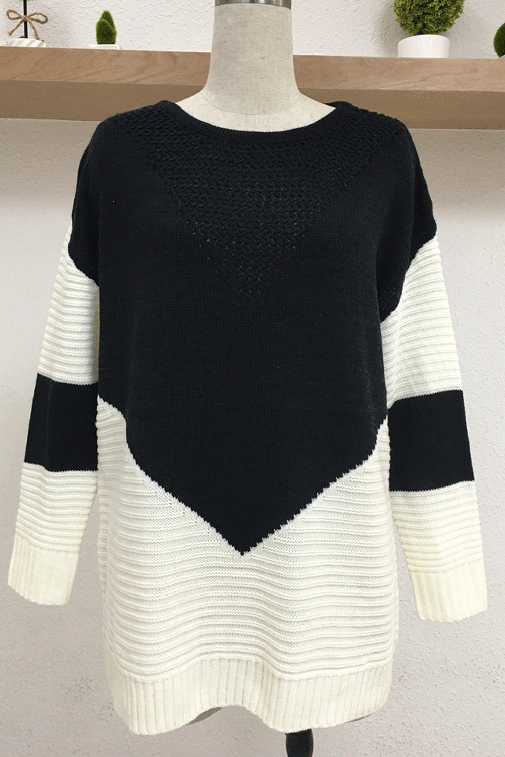 Women Autumn Fashion Contrast Color Sweater