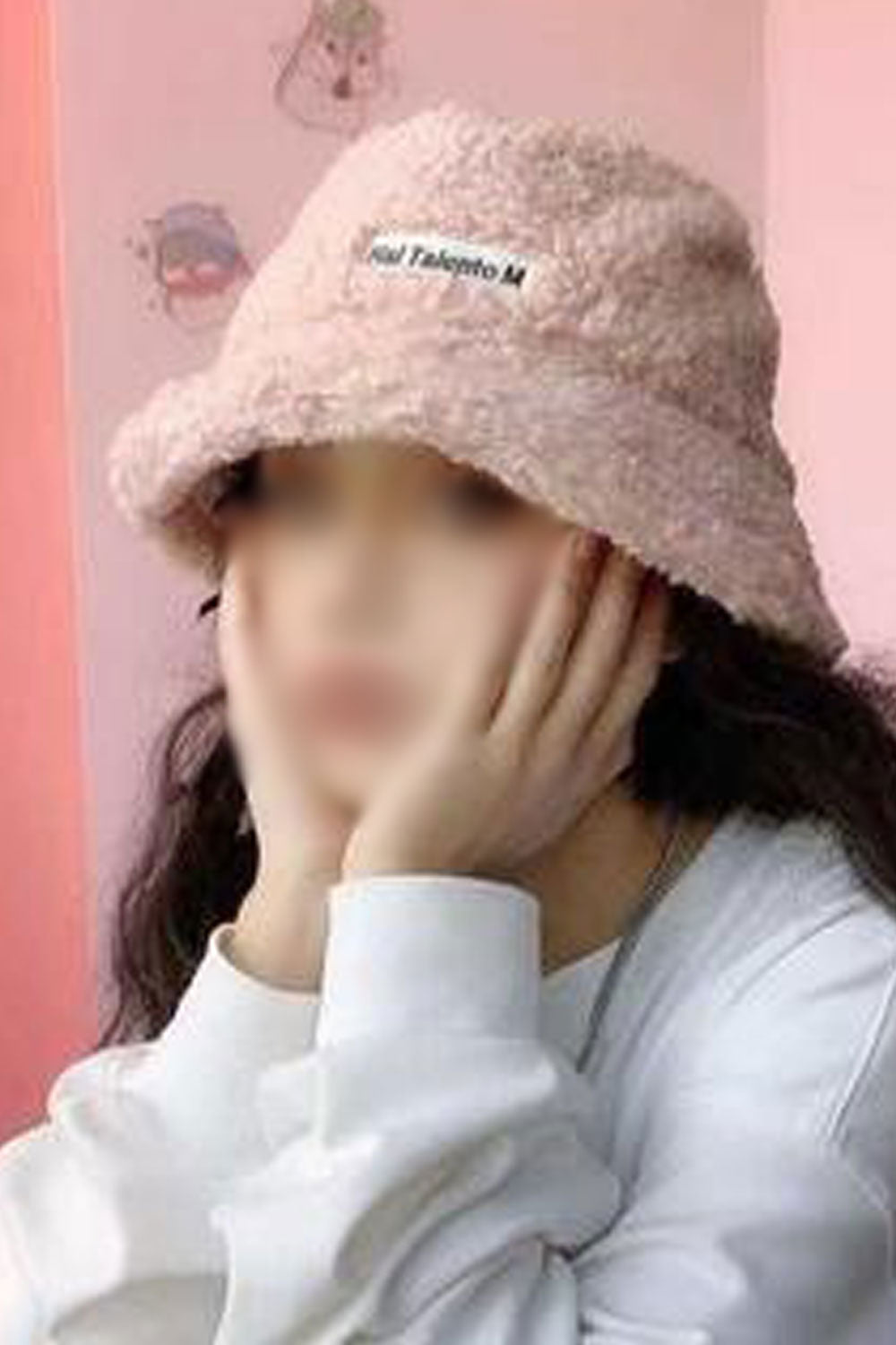 Women Thick & Warm Material Crafted Beautiful Windproof Winter Beret Hat