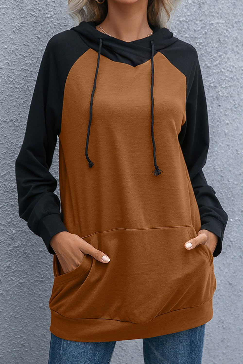 Women Superb Loose Fit Solid Pattern Comfy Kangaroo Pockets Winter Hoodie