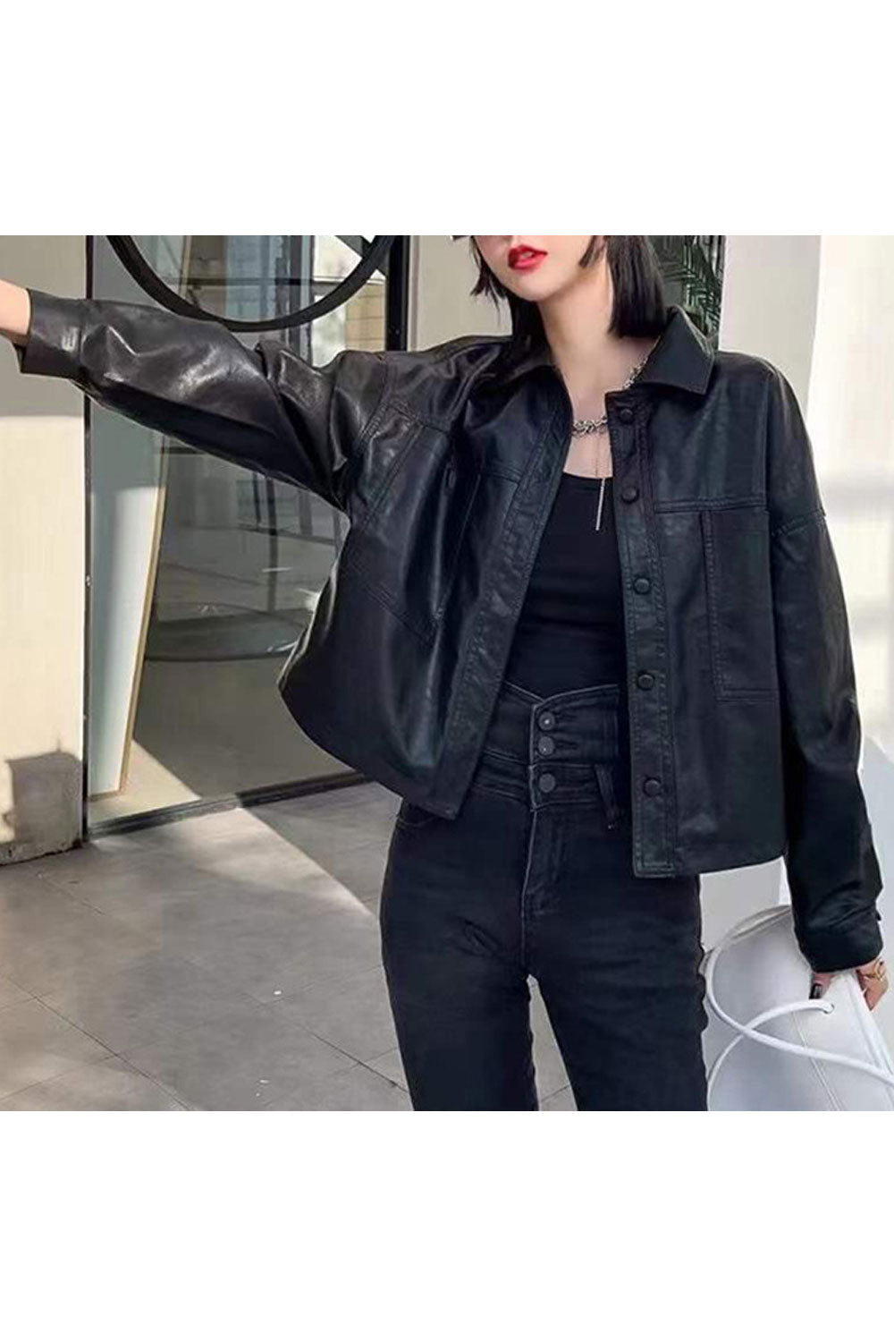 Women Stylish Collar Neck Buttoned Cuff Patch Pocket & Zip fastener Loose Snug Winter Leather Jacket
