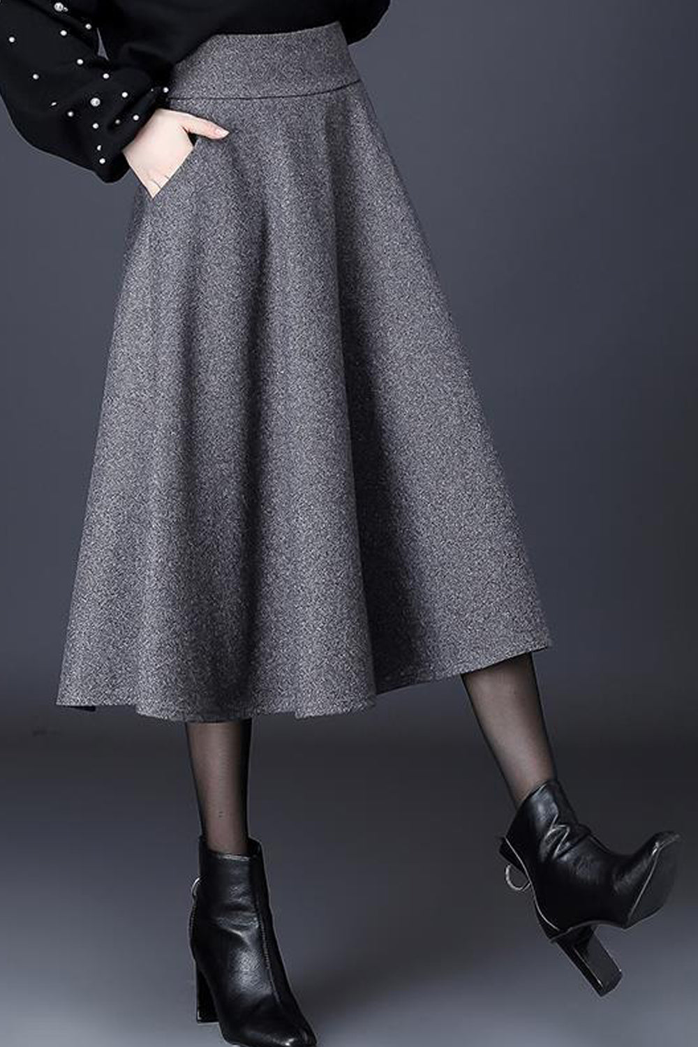 Women Flared Side Pockets Solid Pattern High Waist Warm &Thick Fabulous Casual Skirt