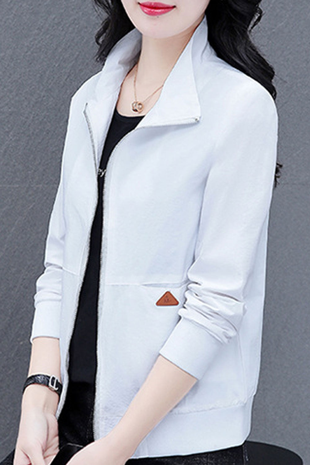Women Outstanding Stand Collar Neck Patch Pocket & Ribbed Cuff Decent Winter Casual Jacket
