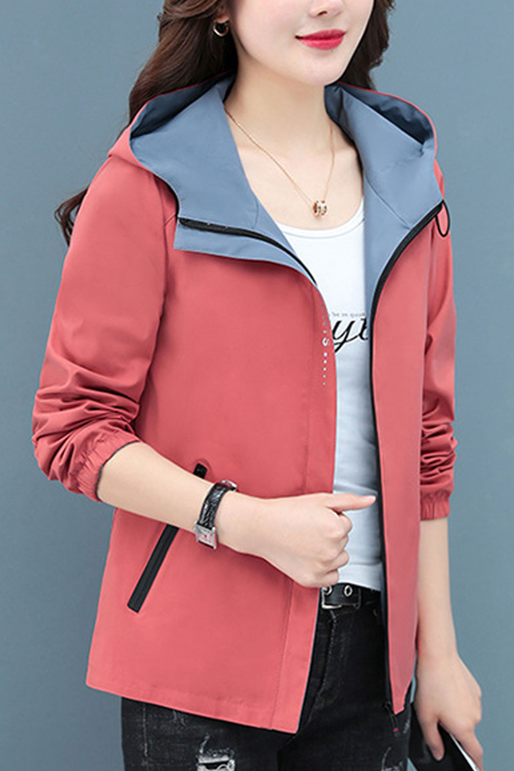Women Striking Hooded Neck Ribbed Cuff Slash Pocket & Front Zippered Winter Casual Jacket