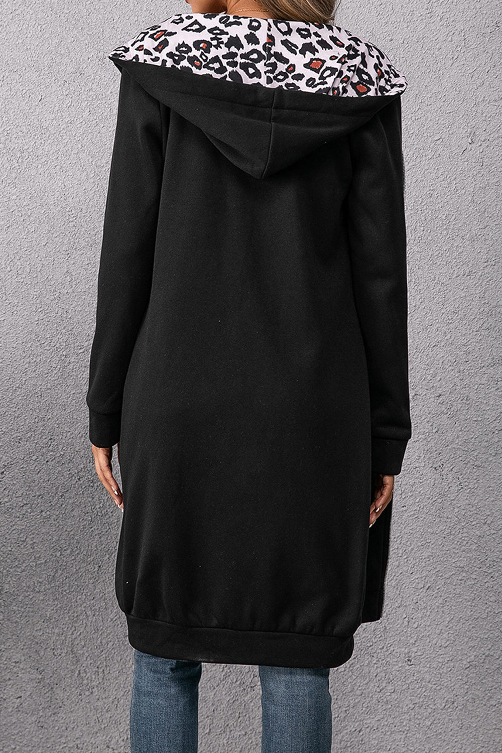 Women Attractive Mid Length Front Zip Closure Comfy Kangaroo Pockets Solid Colored Winter Hoodie