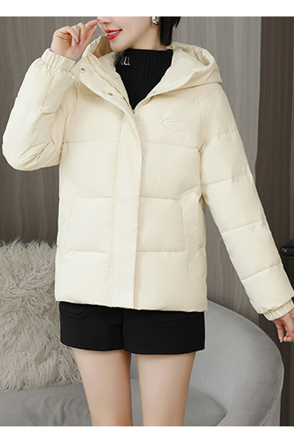 Women Solid Pattern Adjustable Cuff Zipper Closure Comfy Hood Winter Padded Jacket