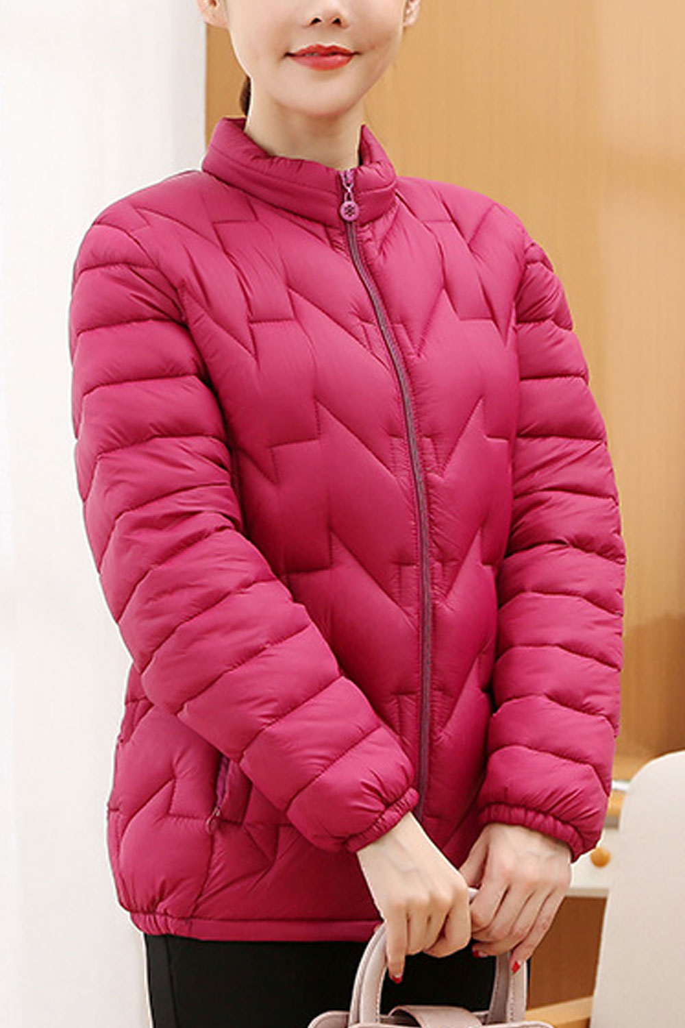 Women Enthralling Stand Collar Neck Stretchable Cuff Side Pockets & Front Zip Fastener Warm Winter Padded Jacket