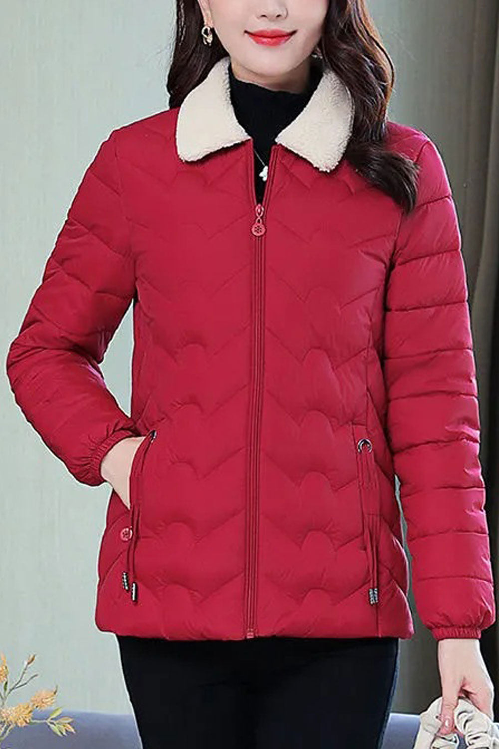 Women Charming Baffle Styled Jacket Contrast Collar Neck Stretchable Cuff Drawstring Pocket & Front Zip Fastener Soft Winter Pad