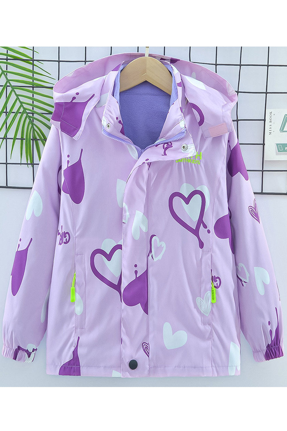 Kid Girl Red Heart Printed Hooded Neck Ribbed Cuff & Slash Zippered Pocket Winter Jacket