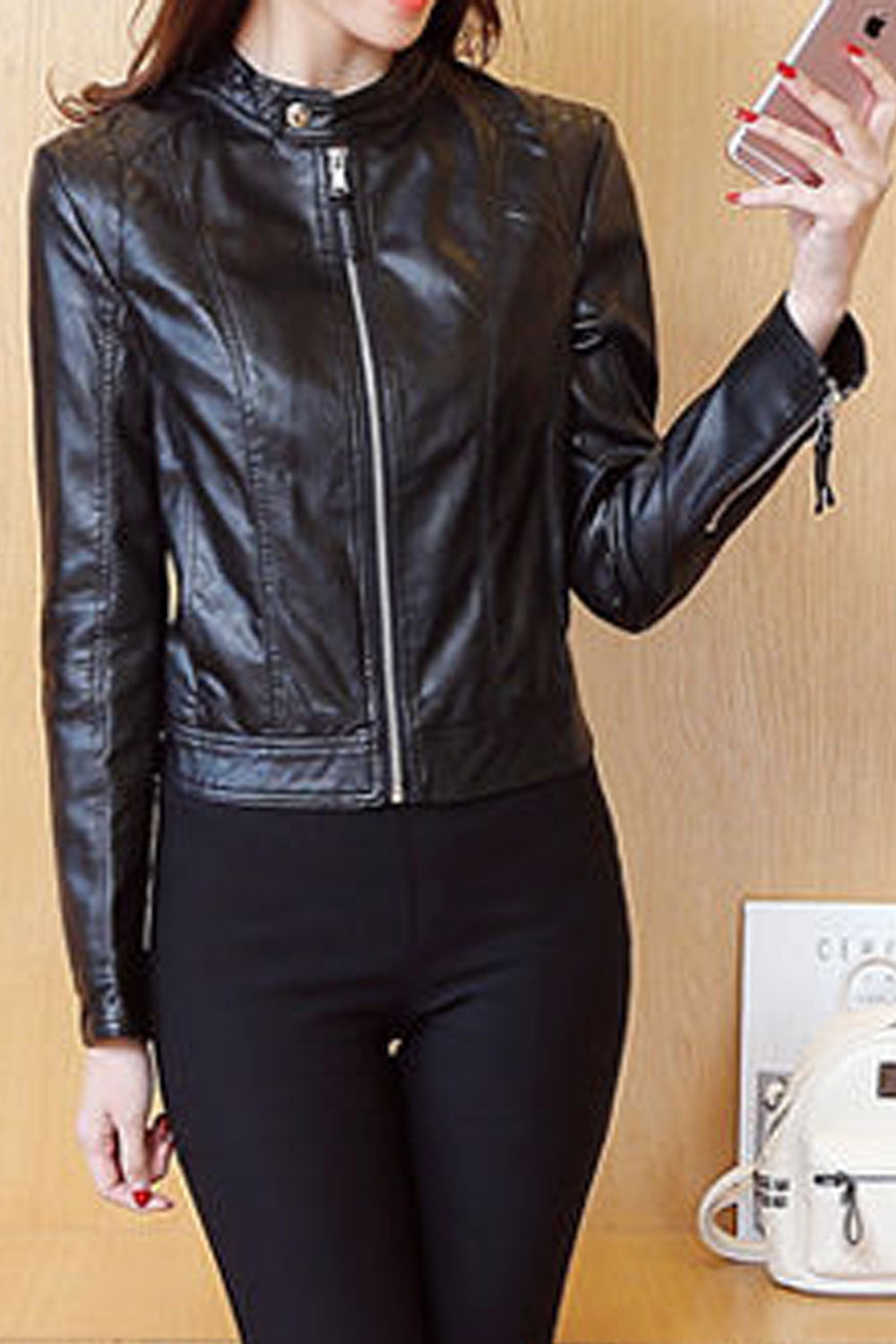 Women Outstanding Solid Pattern Zip Closure Round Neck Comfy & Warm Leather Jacket