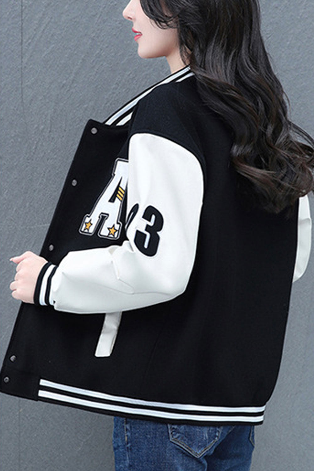 Women Stylish Letter Patterned Strip Knitted Stand Collar Ribbed Cuff & Hem Contrast Slash Pockets Easy Buttoned Fastener Snug W