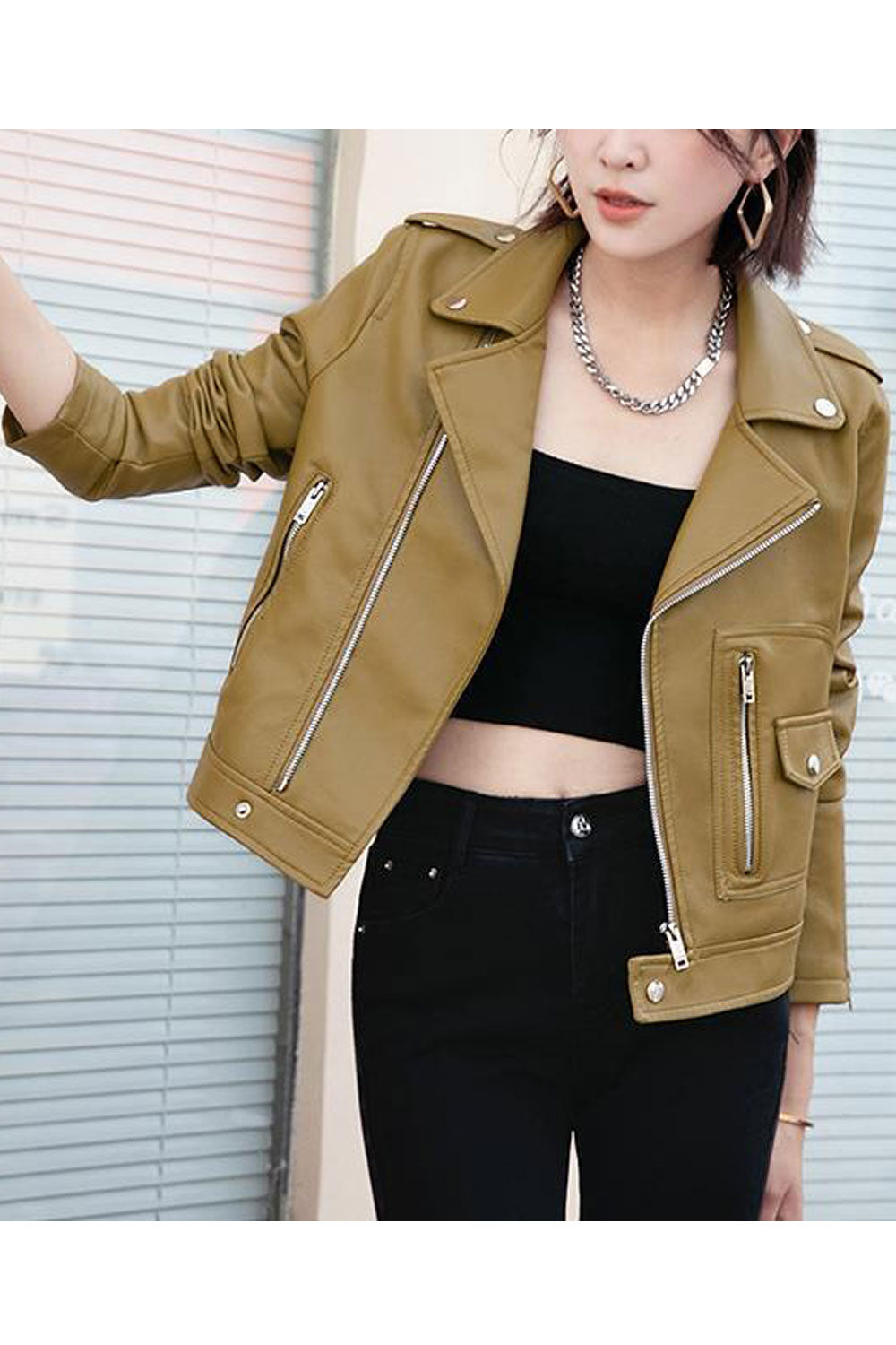 Women Exciting Collar Neck Amazing Pockets Zip Closure Interesting Winter Leather Jacket