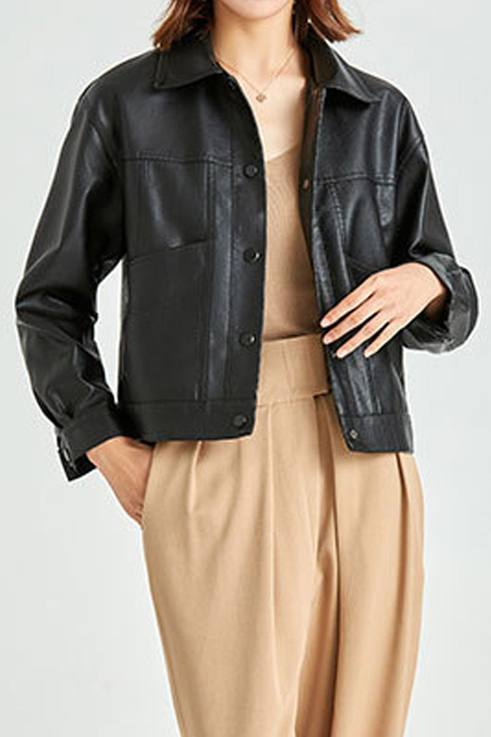 Women Superb Styled Collar Neck Buttoned Fastener Patch Pocket & Buttoned Cuff Short Length Winter Leather Jacket