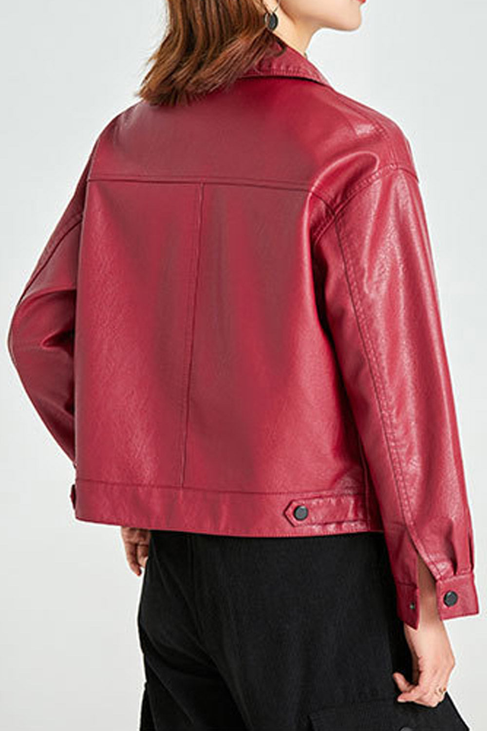 Women Superb Styled Collar Neck Buttoned Fastener Patch Pocket & Buttoned Cuff Short Length Winter Leather Jacket