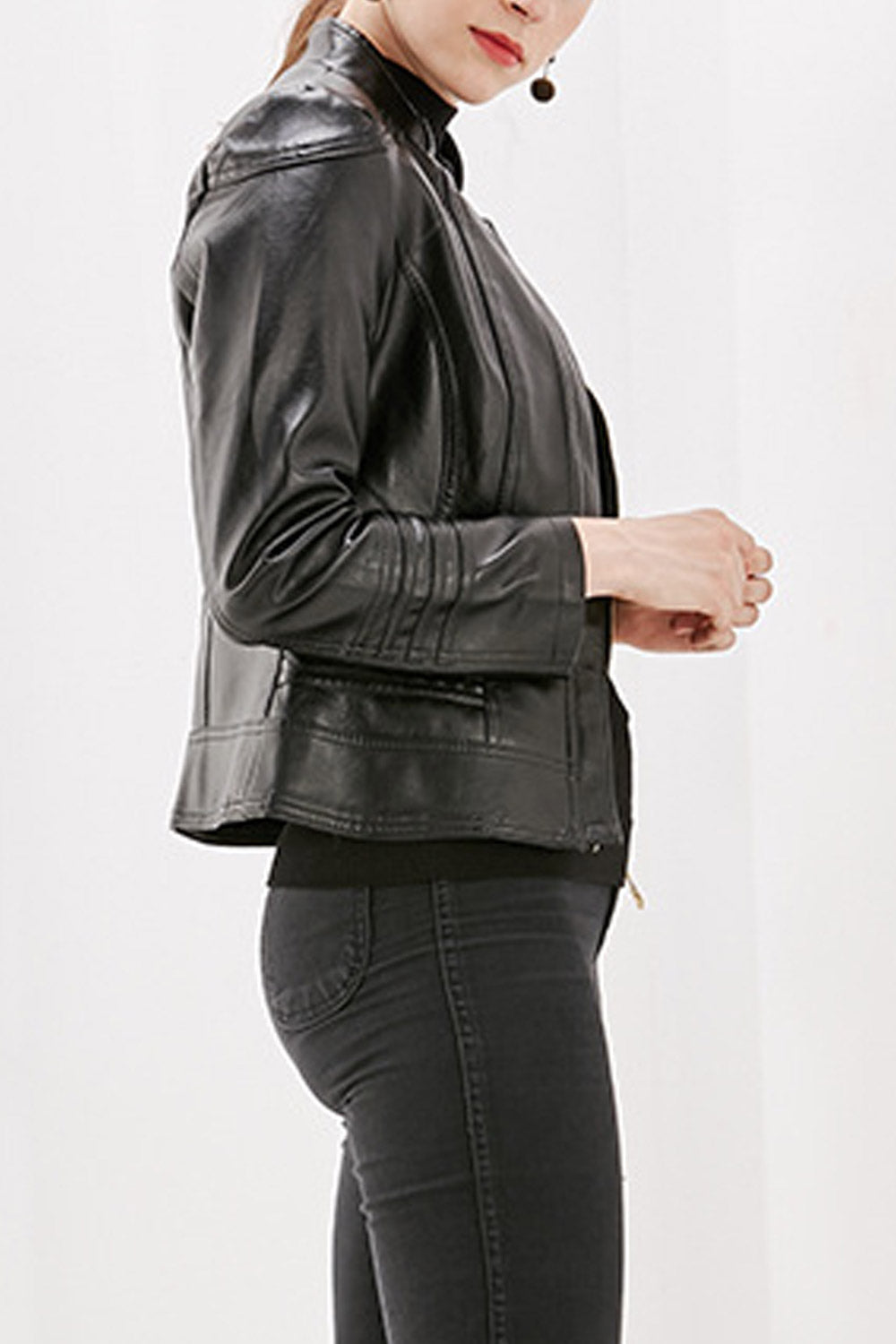 Women Fashionable Stand Collar Neck Long Sleeves Moveable Zippered Pocket & Front Fastener Skin Favorable Winter Leather Jacket