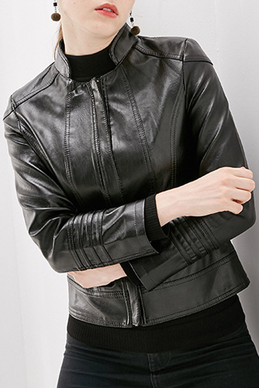 Women Fashionable Stand Collar Neck Long Sleeves Moveable Zippered Pocket & Front Fastener Skin Favorable Winter Leather Jacket