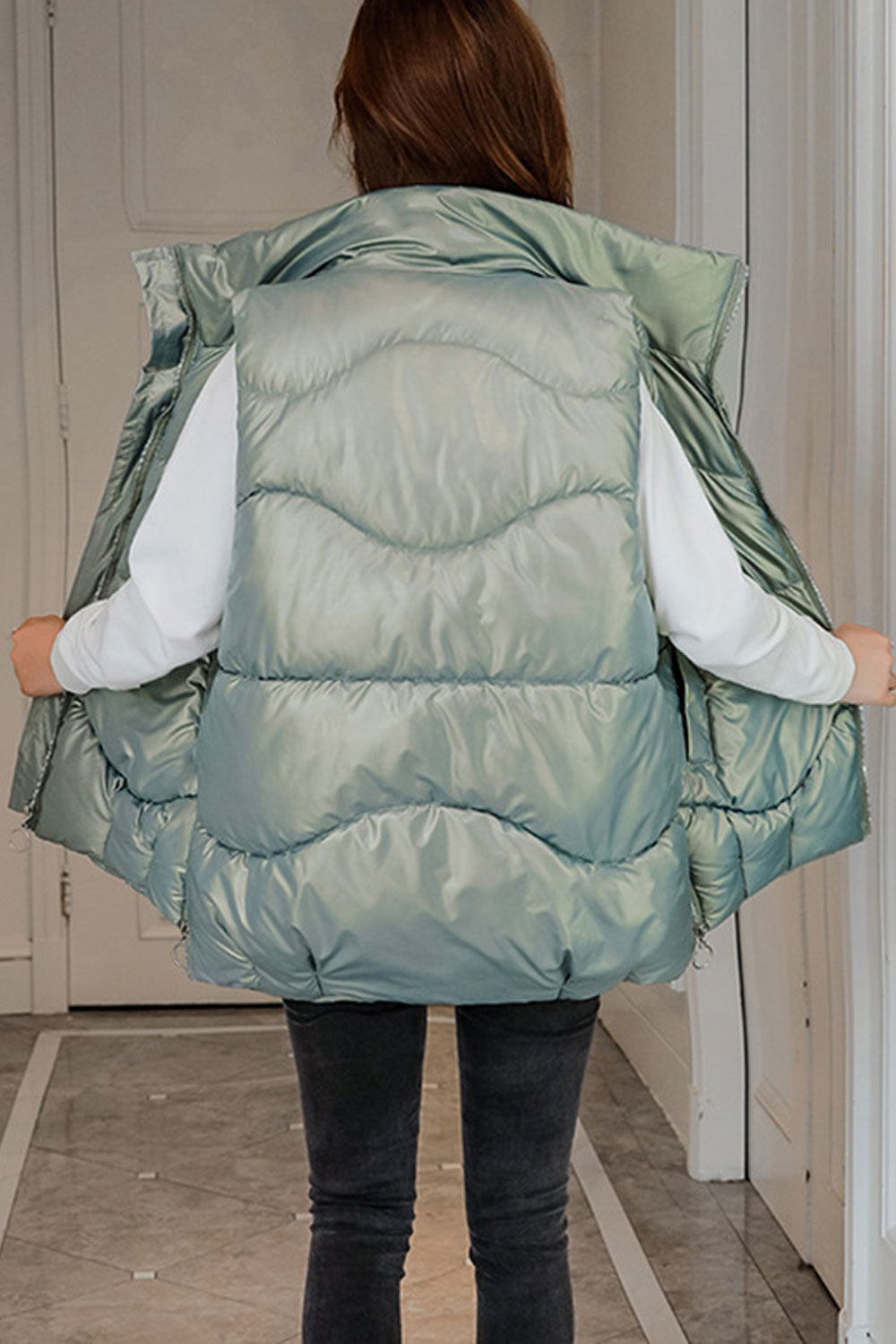 Women Short Side Hem Zipper Waist Beautiful Padded Vest