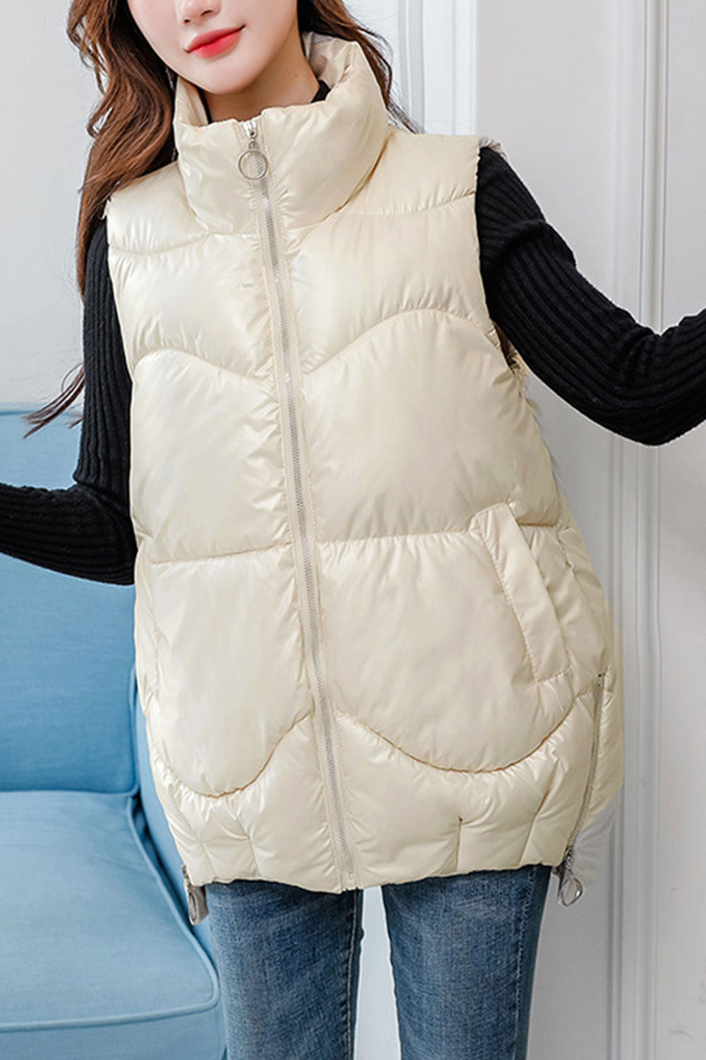 Women Short Side Hem Zipper Waist Beautiful Padded Vest