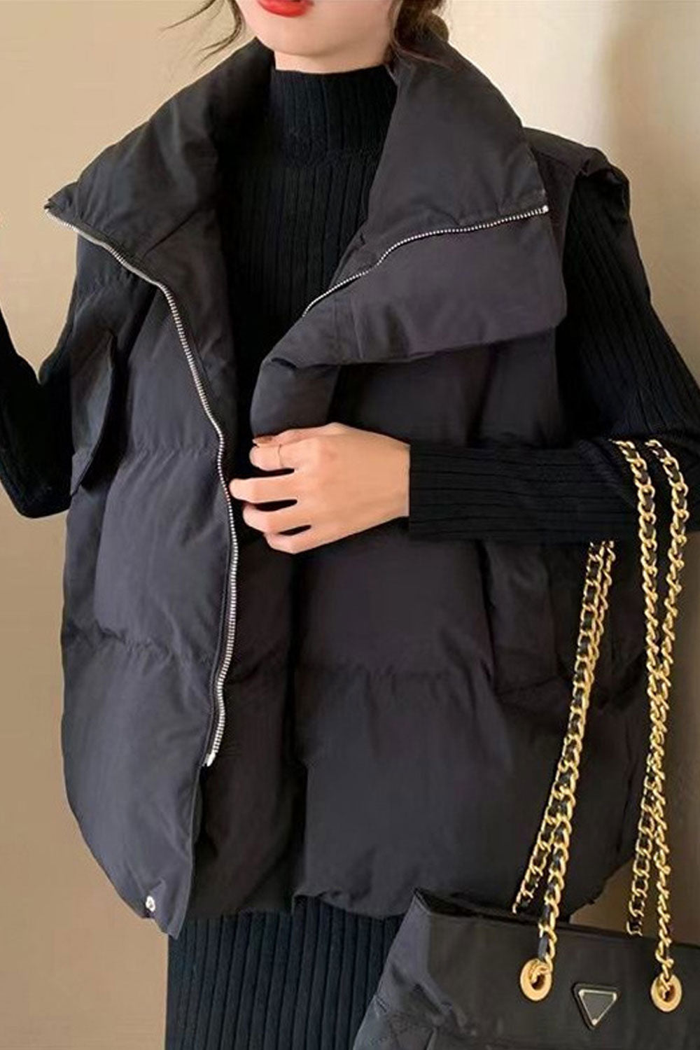 Women One Sided Bust Stylish Pocket Solid Pattern Padded Vest